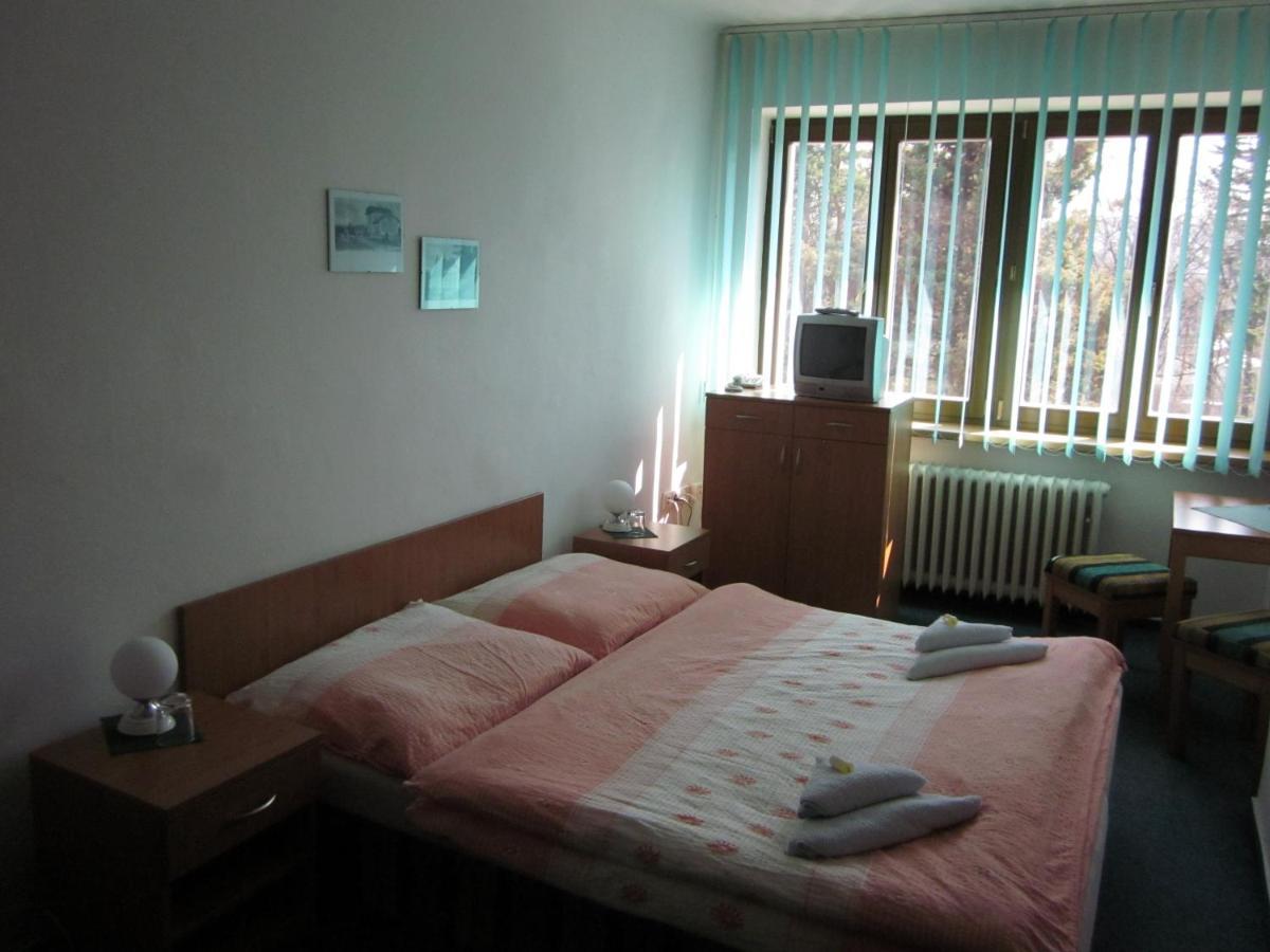 Penzion Forman Rožnov pod Radhoštěm Esterno foto